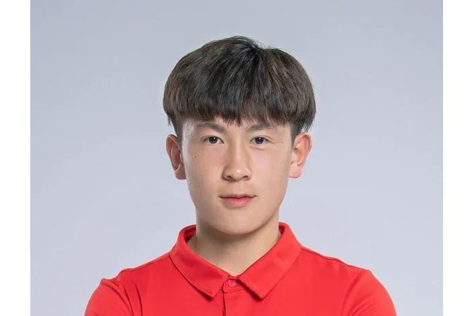 胡嘉祺(中國足球運動員) 胡嘉祺(中國足球運動員)