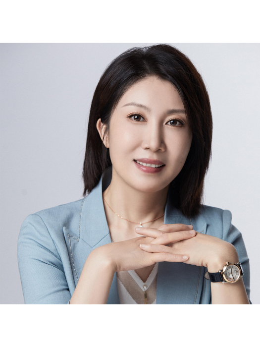 曲梅(濟南藝星整形美容醫院執業醫師) 曲梅(濟南藝星整形美容醫院執業醫師)