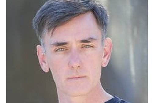 Timothy Holmes Timothy Holmes