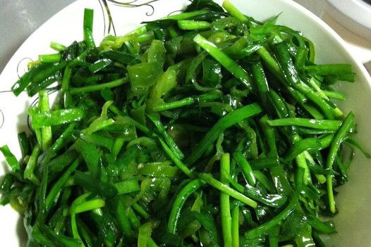 韭菜炒青椒 韭菜炒青椒