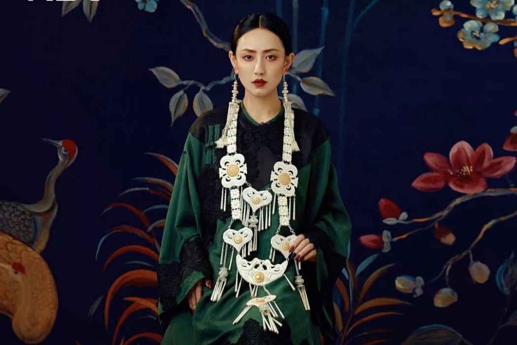 迪莫(中國內地女歌手) 迪莫(中國內地女歌手)