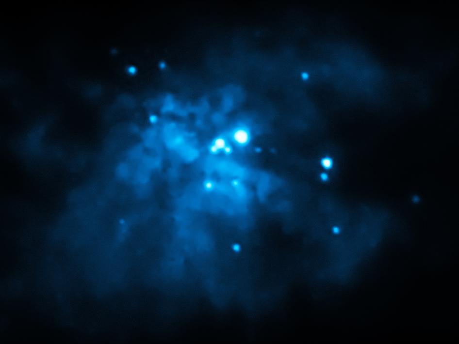 星爆星系M82的中心區域