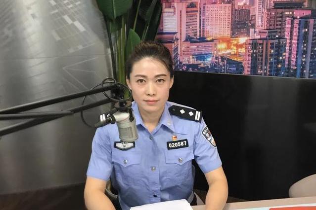 張蕊(武漢市公安局交通大隊隧道中隊中隊長) 張蕊(武漢市公安局交通大隊隧道中隊中隊長)