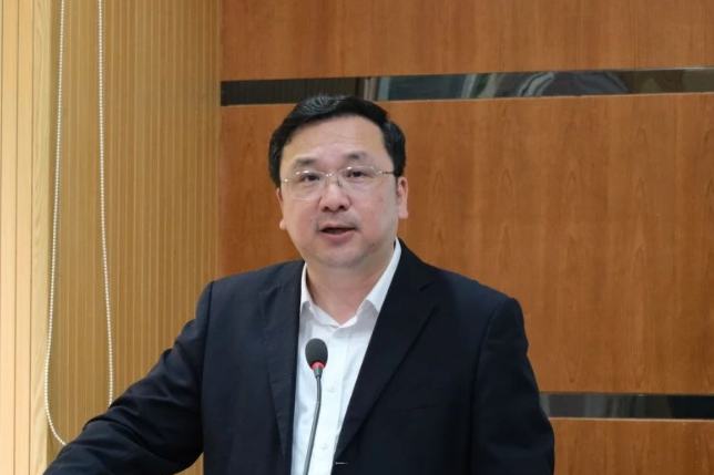 孫琪(浙江萬里學院商學院執行院長、黨委書記) 孫琪(浙江萬里學院商學院執行院長、黨委書記)