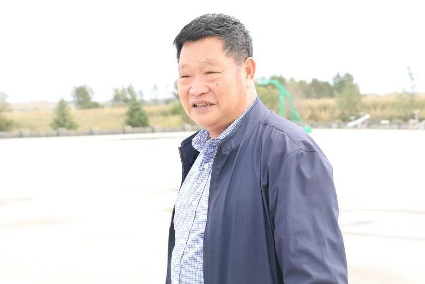 趙友山(哈爾濱市龍武經貿有限公司董事長) 趙友山(哈爾濱市龍武經貿有限公司董事長)