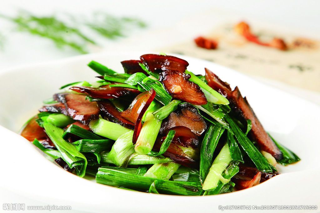 青蒜炒醬肉(醬肉炒青蒜)