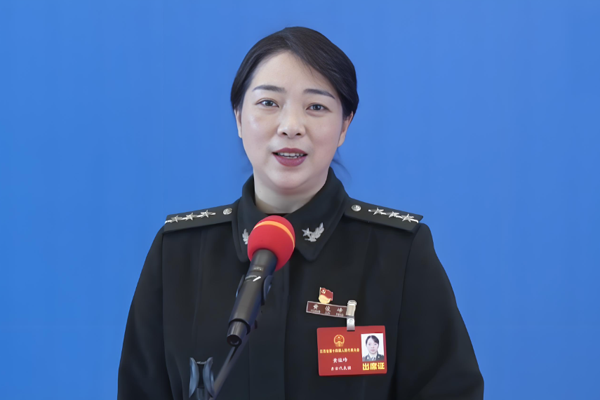 黃俊峰(江西省第十四屆人民代表大會代表) 黃俊峰(江西省第十四屆人民代表大會代表)