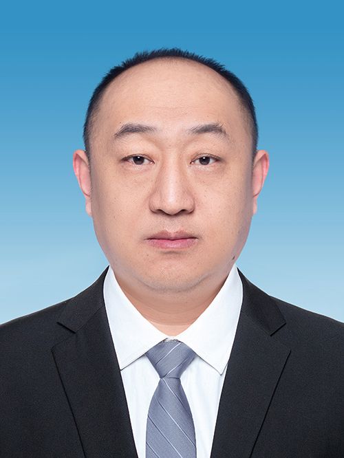 周成(山東省濰坊市生態環境局黨組成員、省濰坊生態環境監測中心主任) 周成(山東省濰坊市生態環境局黨組成員、省濰坊生態環境監測中心主任)