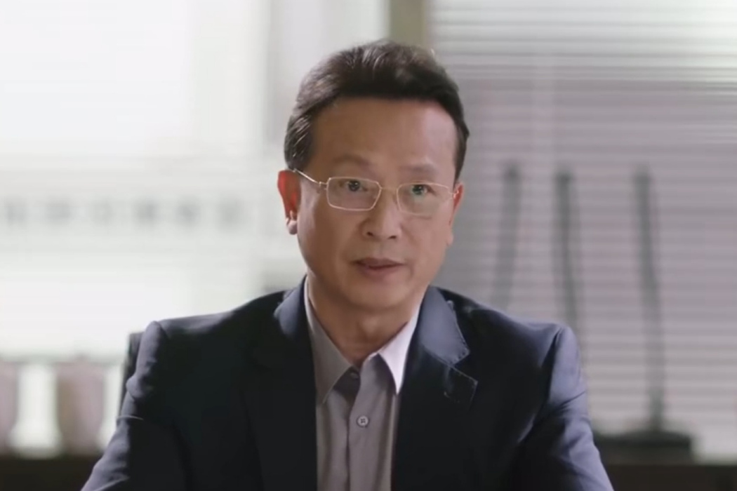 羅長風(《此心安處是吾鄉》中的配角,由張弓飾演) 羅長風(《此心安處是吾鄉》中的配角,由張弓飾演)