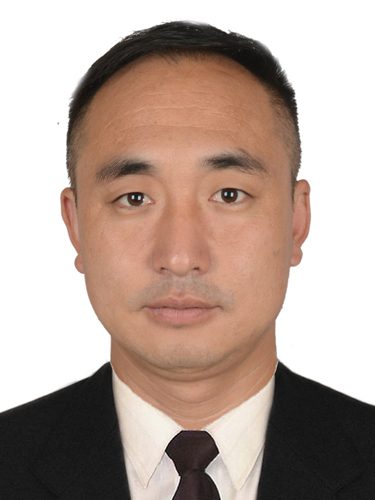 孔德雄(貴州省赫章縣鐵匠苗族鄉黨委委員、政法委員、副鄉長) 孔德雄(貴州省赫章縣鐵匠苗族鄉黨委委員、政法委員、副鄉長)
