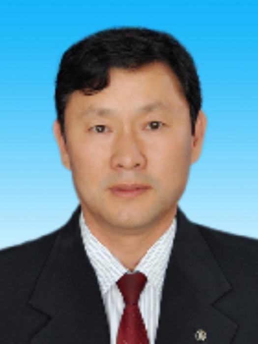 張鳳平(內蒙古赤峰市阿魯科爾沁旗審計局四級調研員) 張鳳平(內蒙古赤峰市阿魯科爾沁旗審計局四級調研員)