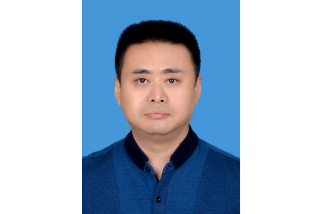 王俊峰(甘肅省委政法委副書記) 王俊峰(甘肅省委政法委副書記)