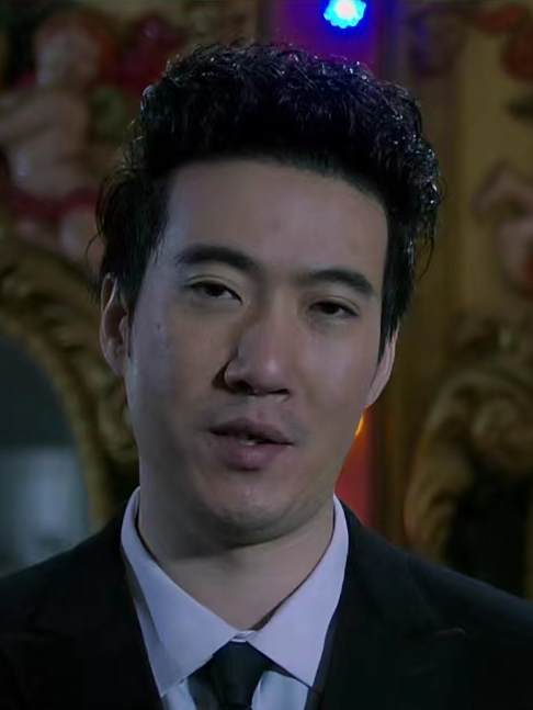 黃大強(犯罪喜劇電影《冒牌臥底》中的角色) 黃大強(犯罪喜劇電影《冒牌臥底》中的角色)