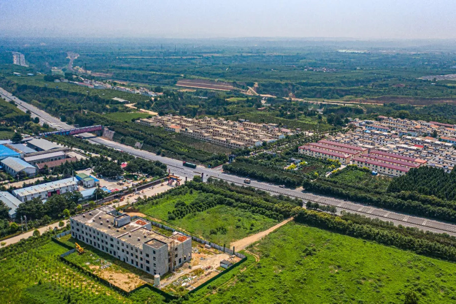 南屯村(河南省鄭州市滎陽市汜水鎮南屯村) 南屯村(河南省鄭州市滎陽市汜水鎮南屯村)