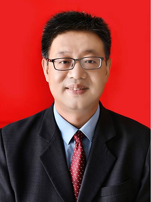 袁博(河南省南陽市西峽縣蓮花街道黨工委副書記、辦事處主任) 袁博(河南省南陽市西峽縣蓮花街道黨工委副書記、辦事處主任)