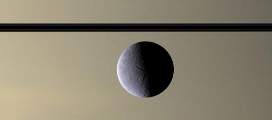 土星光環及土衛五照片
