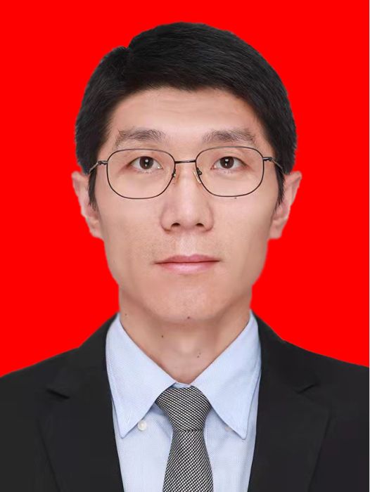王世輝(陝西省渭南市潼關縣委常委、縣人民政府黨組成員、縣總工會主席) 王世輝(陝西省渭南市潼關縣委常委、縣人民政府黨組成員、縣總工會主席)