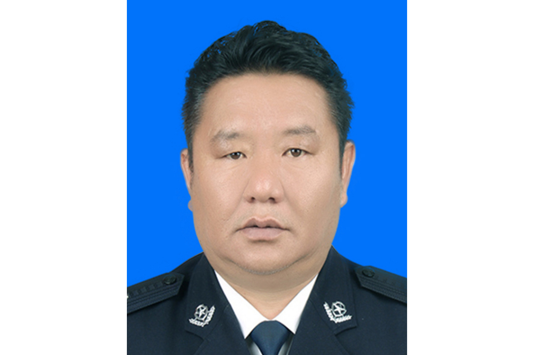 尼瑪次仁(西藏自治區昌都市人民政府副市長,市公安局局長) 尼瑪次仁(西藏自治區昌都市人民政府副市長,市公安局局長)
