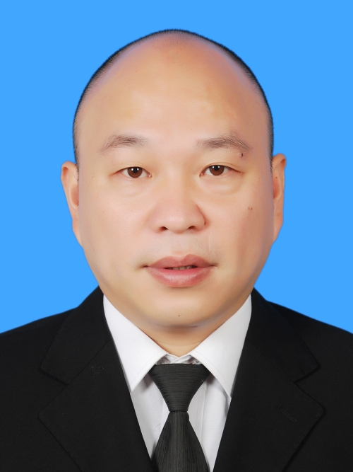 陳增國(浙江省溫州市文成縣教育局黨委委員、副局長) 陳增國(浙江省溫州市文成縣教育局黨委委員、副局長)