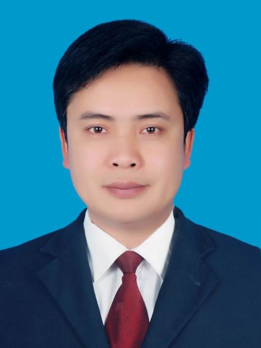 楊寶(貴州省岑鞏縣平莊鎮黨委委員、人大主席) 楊寶(貴州省岑鞏縣平莊鎮黨委委員、人大主席)