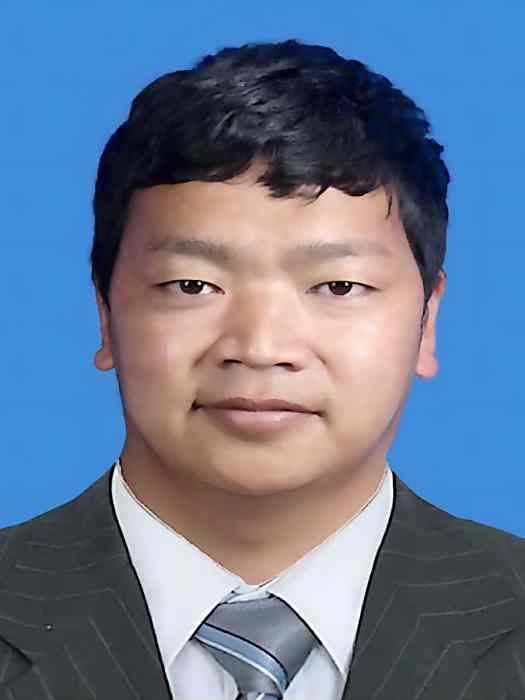 培布(雲南省迪慶州德欽縣昇平鎮人民政府副鎮長) 培布(雲南省迪慶州德欽縣昇平鎮人民政府副鎮長)
