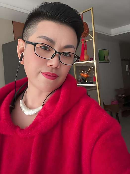 堅強慧子 堅強慧子