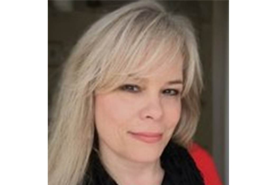 Laurel Hoitsma Laurel Hoitsma
