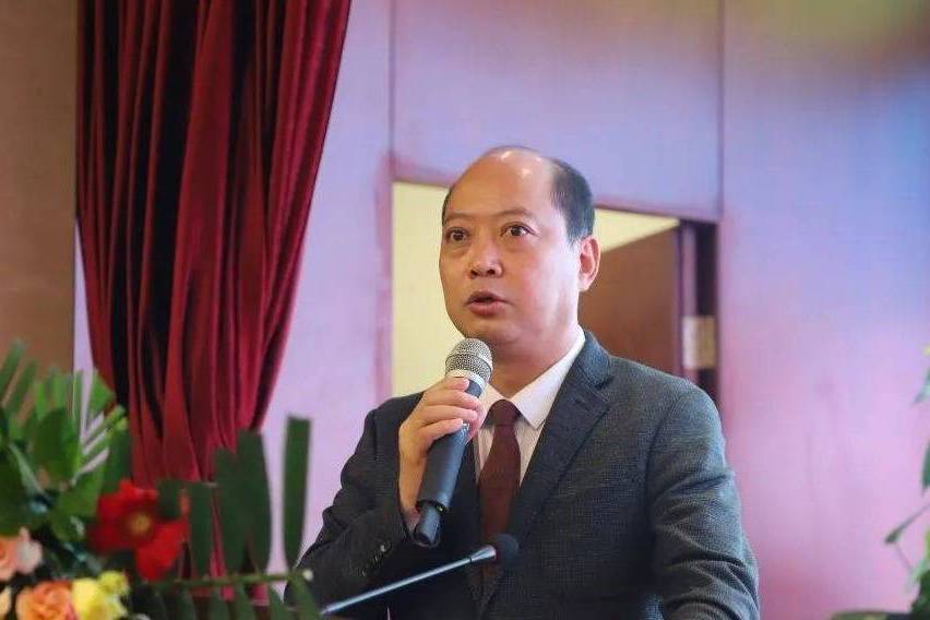 張占俊