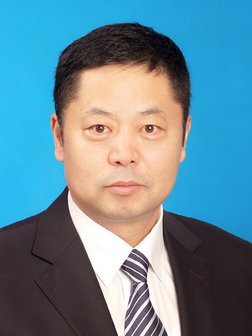 張萬增(河北省唐山市南堡經濟開發區管委會副調研員) 張萬增(河北省唐山市南堡經濟開發區管委會副調研員)