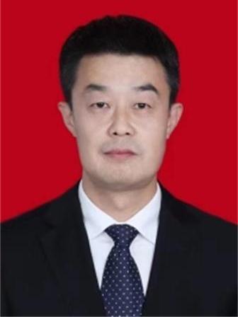 譚鋒(陝西省寶雞市鳳翔區委常委、統戰部部長) 譚鋒(陝西省寶雞市鳳翔區委常委、統戰部部長)