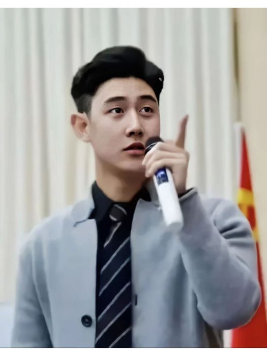 董科含