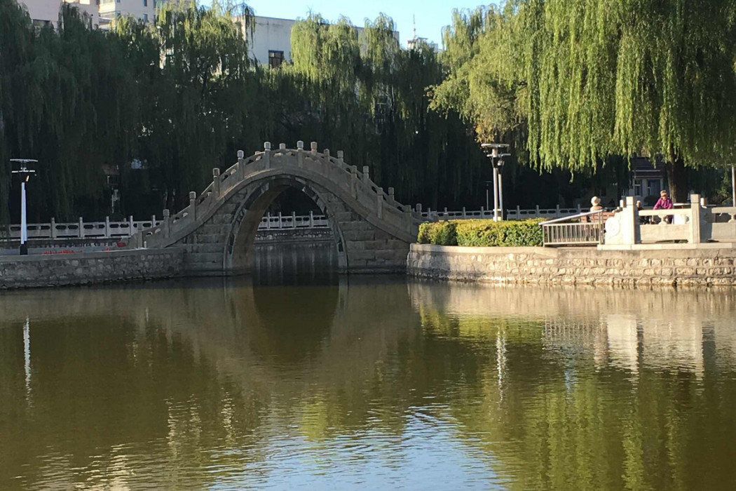 飲馬河公園 飲馬河公園