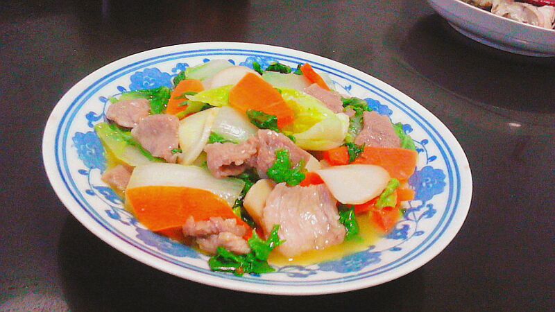 白菜炒肉片