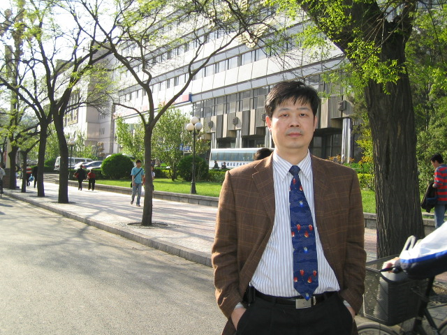 李燕凌(湖南農業大學公共管理與法學學院院長)