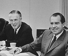 老羅姆尼（左）和尼克森總統