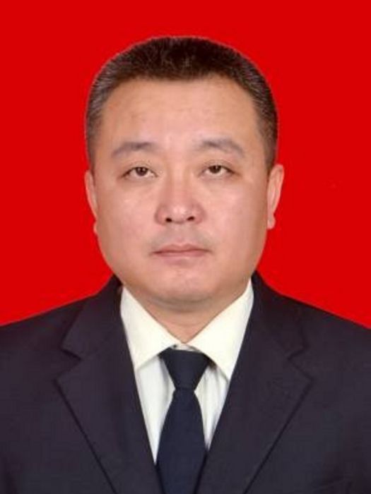 閆向峰 閆向峰