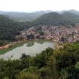 法塊村(雲南師宗縣彩雲鎮下轄村) 法塊村(雲南師宗縣彩雲鎮下轄村)