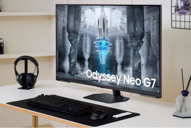 三星Odyssey Neo G7 三星Odyssey Neo G7