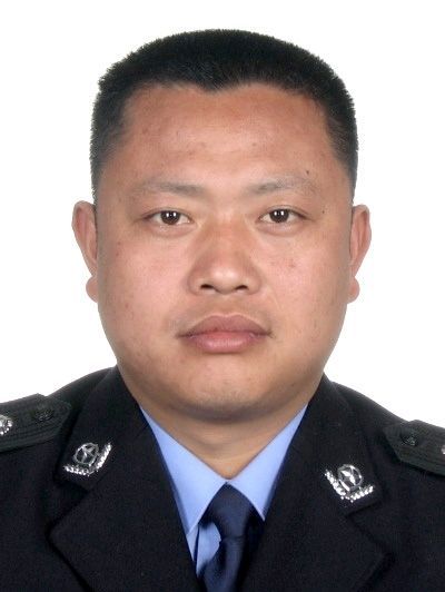 胡偉民(浙江省衢州市常山縣原副縣長,公安局原黨委書記、局長) 胡偉民(浙江省衢州市常山縣原副縣長,公安局原黨委書記、局長)