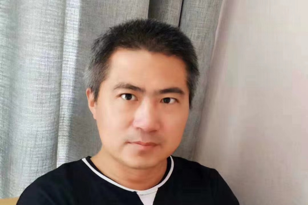 胡智勇(江蘇省鄭梁梅高級中學教師) 胡智勇(江蘇省鄭梁梅高級中學教師)