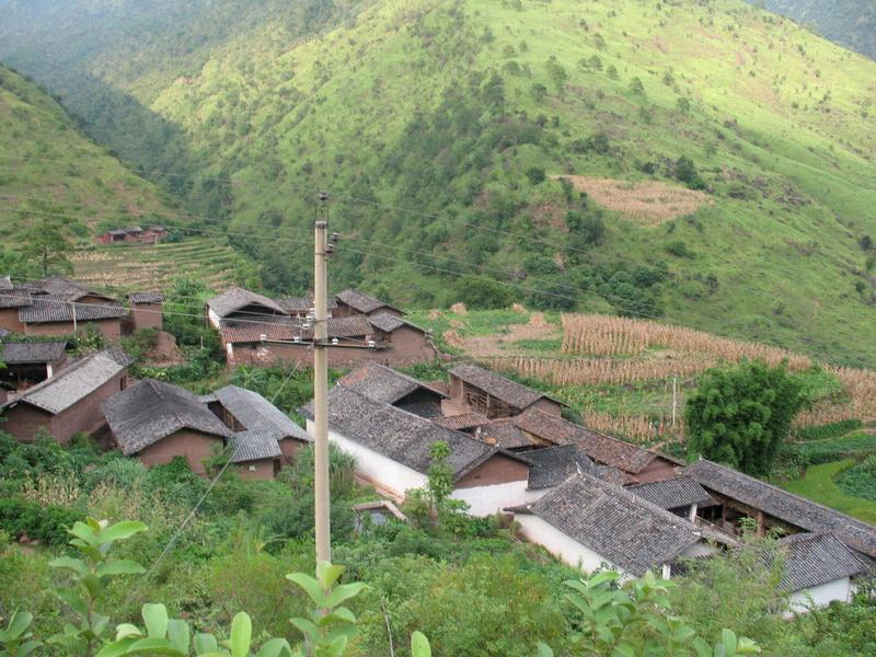 蚱納么村 蚱納么村