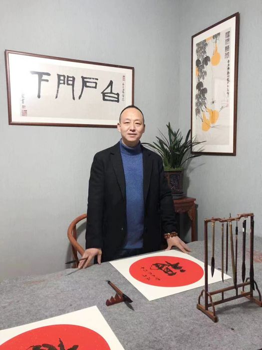 馮偉(中國白石書畫院院長) 馮偉(中國白石書畫院院長)