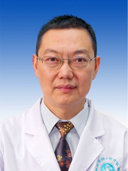 何隆 何隆