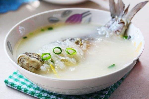芫荽白飯魚湯