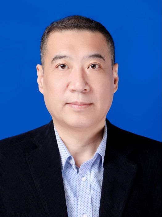 於德江(哈爾濱歌劇院黨總支書記院長) 於德江(哈爾濱歌劇院黨總支書記院長)