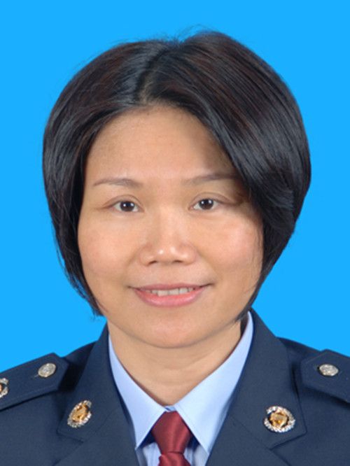 李子紅(原陽江市國家稅務局副調研員) 李子紅(原陽江市國家稅務局副調研員)