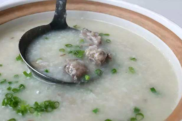 肉湯山藥粥