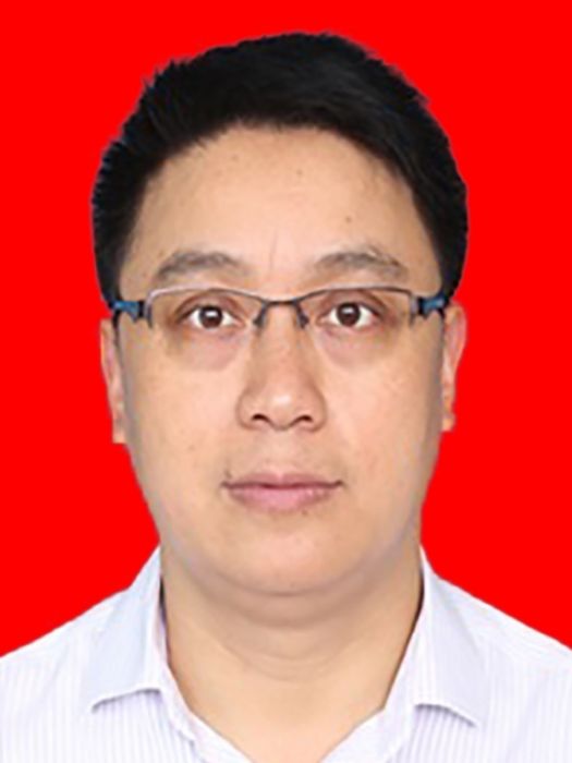 陳榮(重慶市雲陽縣委教育工委委員、縣教委副主任、總督學) 陳榮(重慶市雲陽縣委教育工委委員、縣教委副主任、總督學)
