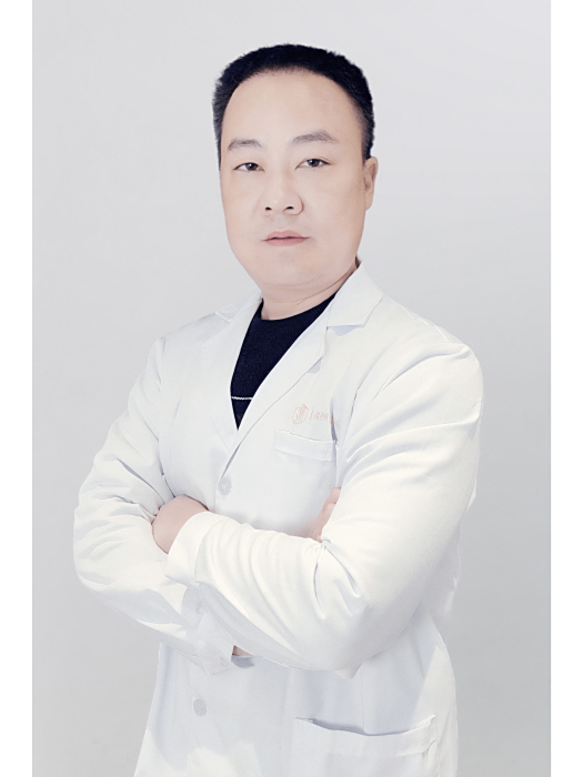 李俊生(鄭州瑞顏會醫療美容醫院醫生) 李俊生(鄭州瑞顏會醫療美容醫院醫生)