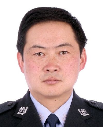 賀曉峰(青海省海東市公安局副局長) 賀曉峰(青海省海東市公安局副局長)